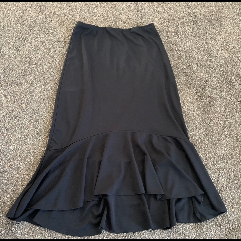 Black skirt